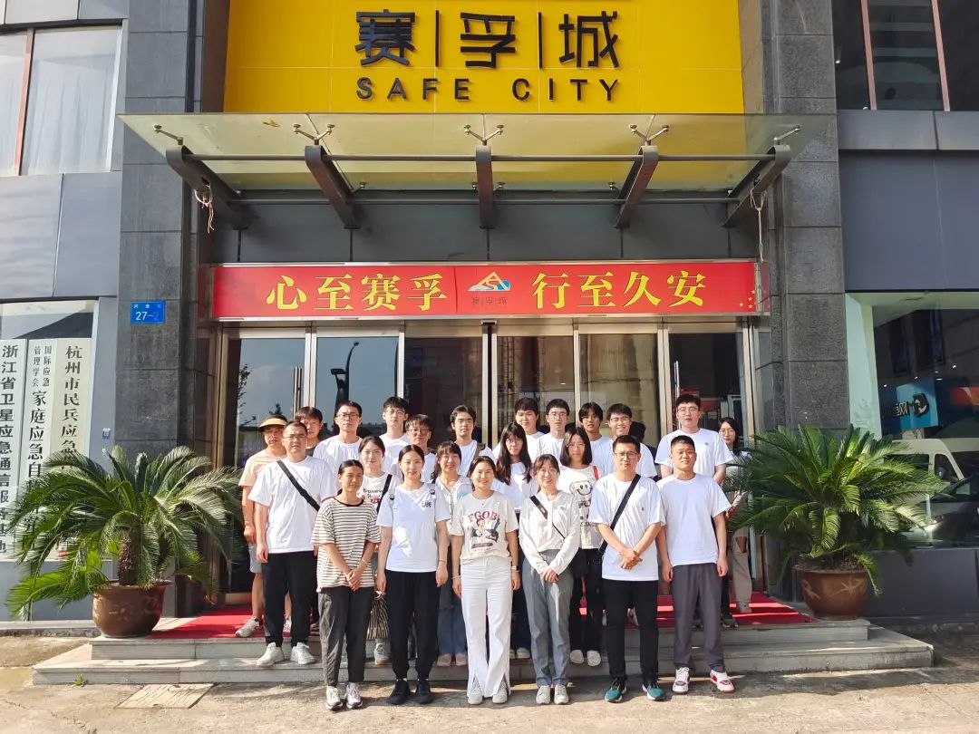 1709875691842322.jpg 640 (1).jpg